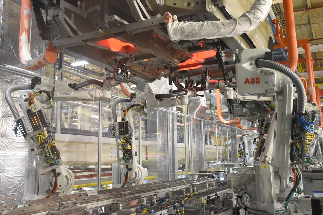 ABB Plug Robots in Paint Shop process area. 