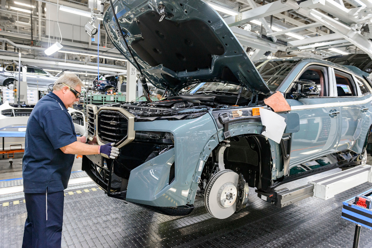 BMW Will Build A $200 Million Press Shop At Its Spartanburg, South Carolina  Plant
